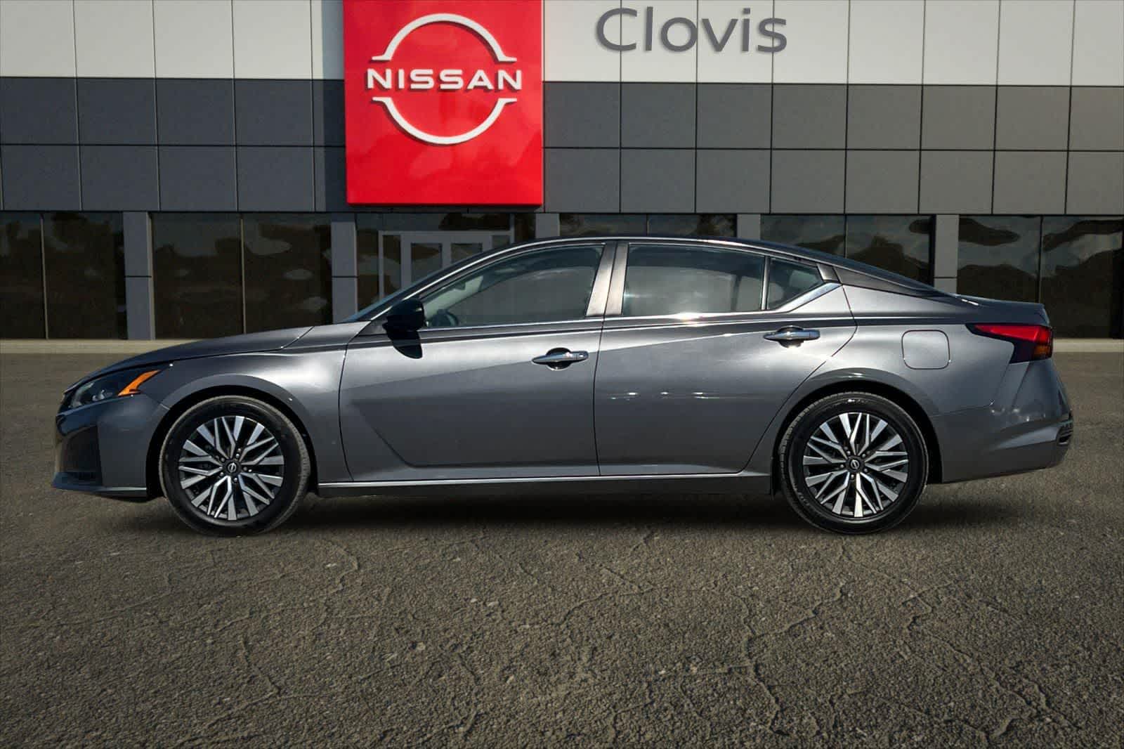 Thumbnail: 2024 Nissan Altima - 6
