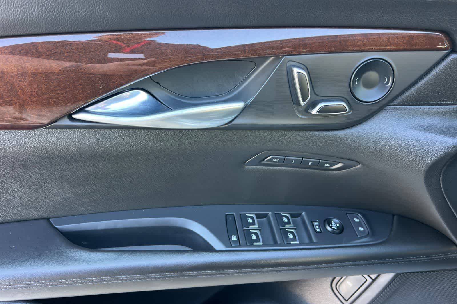 Thumbnail: 2018 Cadillac CT6 - 13