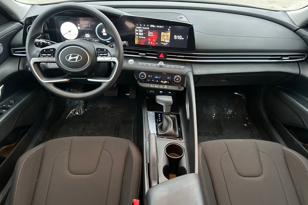 Used 2024 Hyundai Elantra SEL Sedan