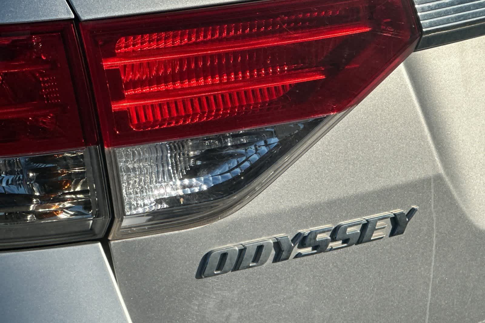 Thumbnail: 2015 Honda Odyssey - 35