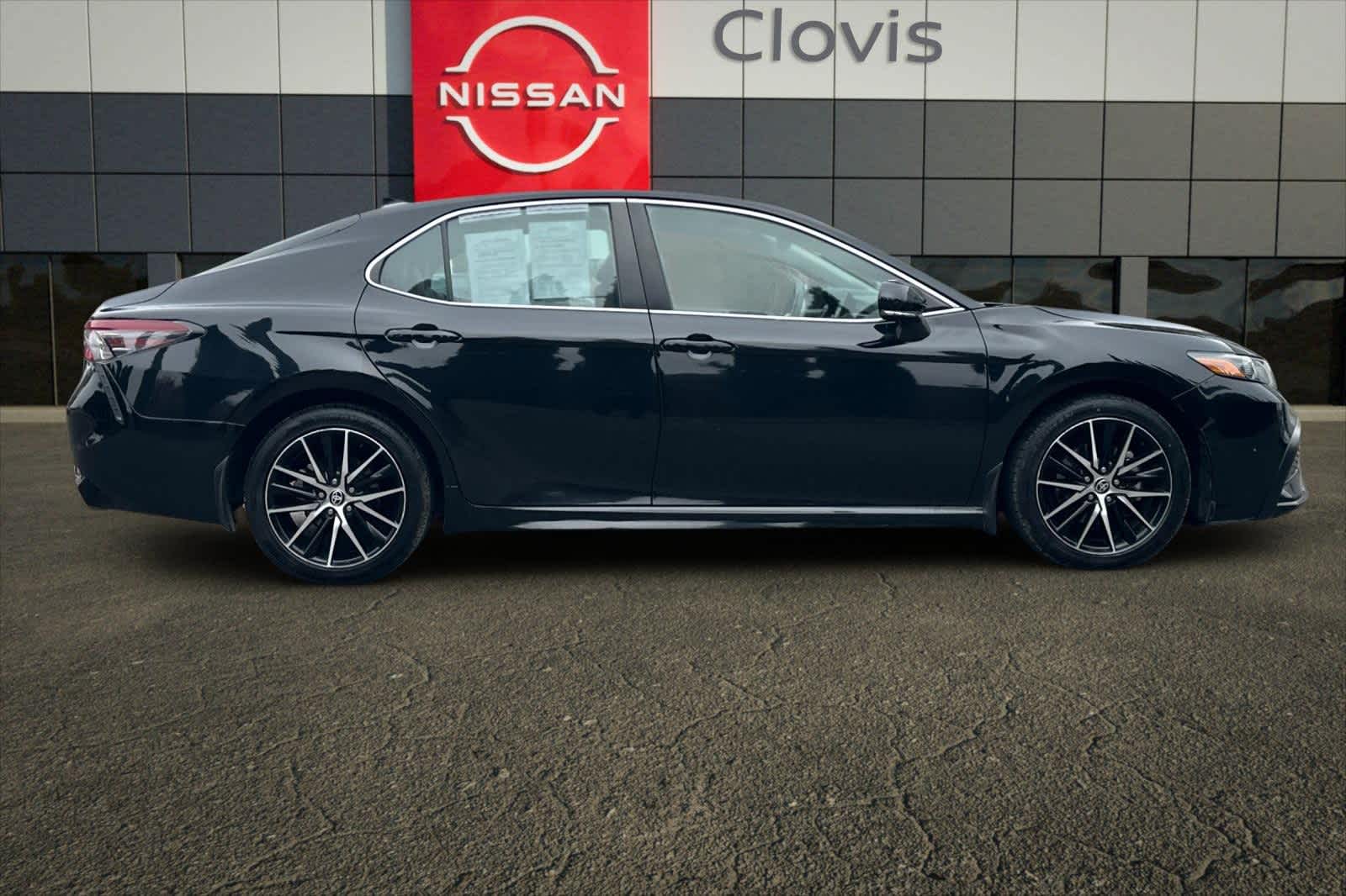 Thumbnail: 2023 Toyota Camry - 9