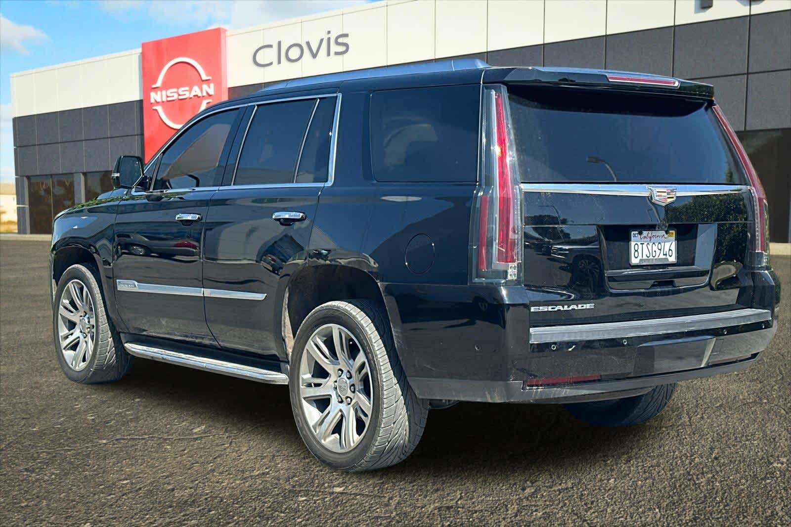 2017 Cadillac Escalade Luxury 7
