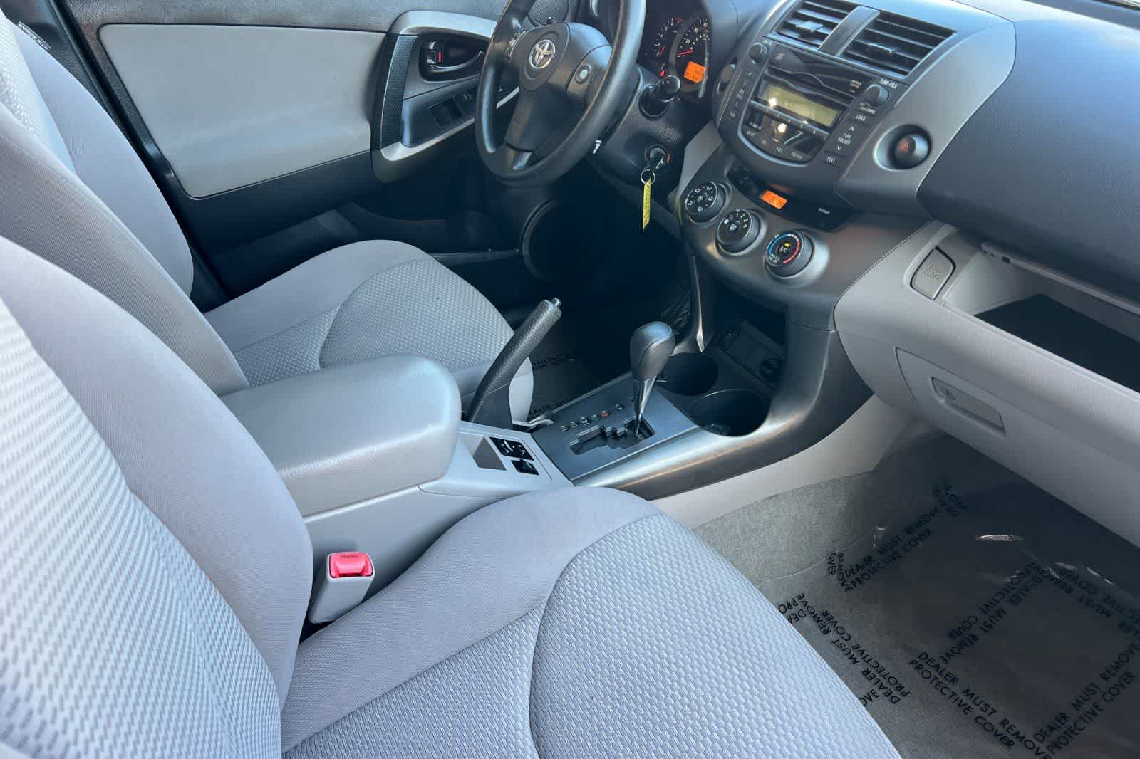 Thumbnail: 2011 Toyota RAV4 - 18