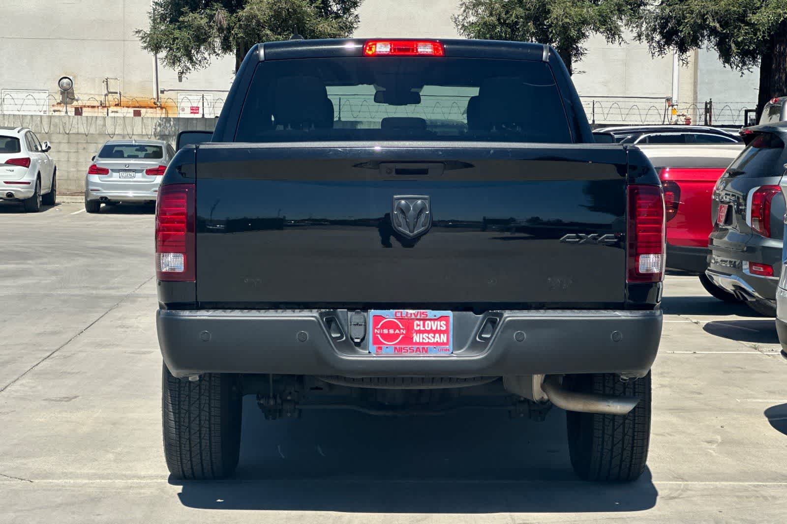 Thumbnail: 2022 RAM 1500 Classic - 8