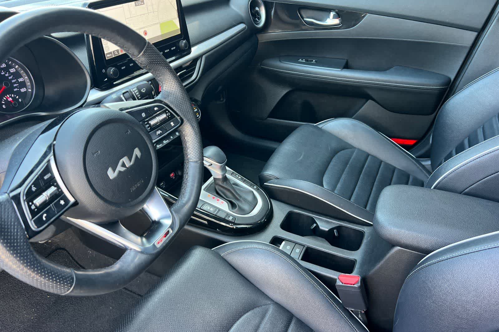 Thumbnail: 2023 Kia Forte - 14