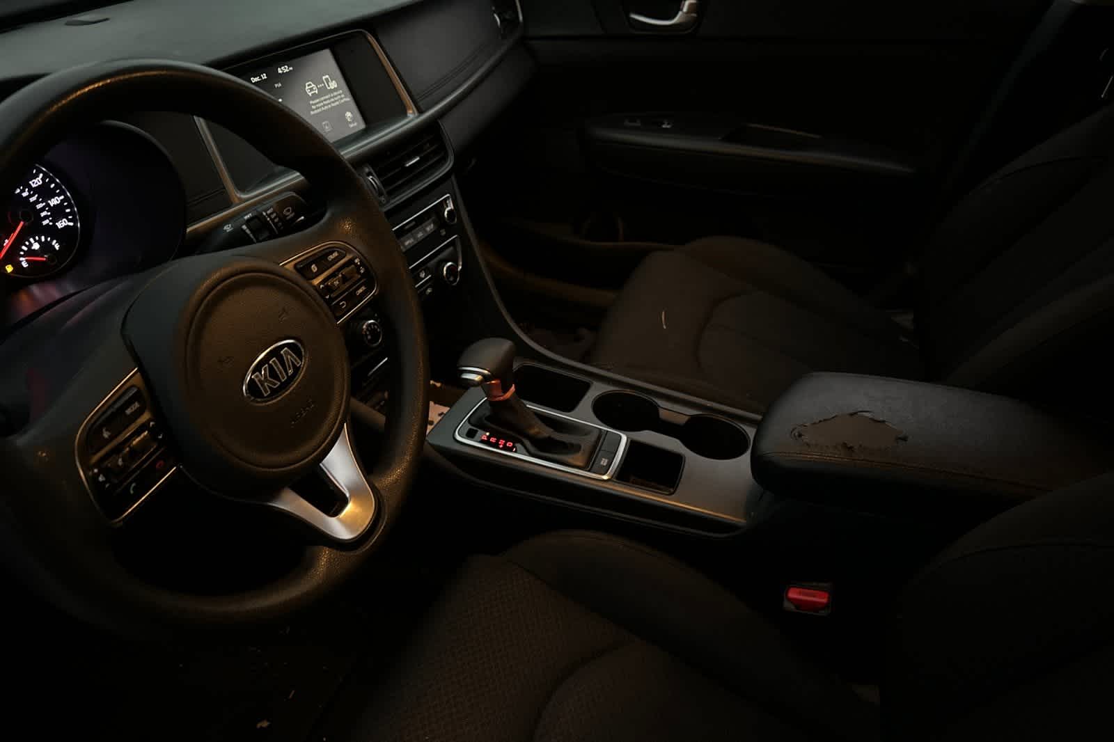 Thumbnail: 2018 Kia Optima - 12