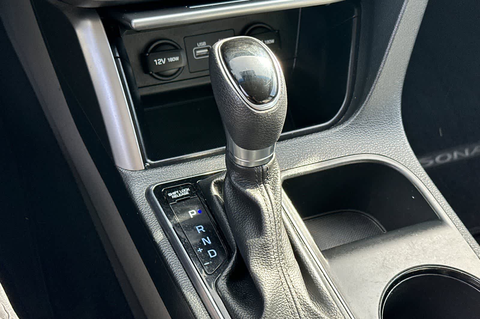 Thumbnail: 2017 Hyundai Sonata - 25