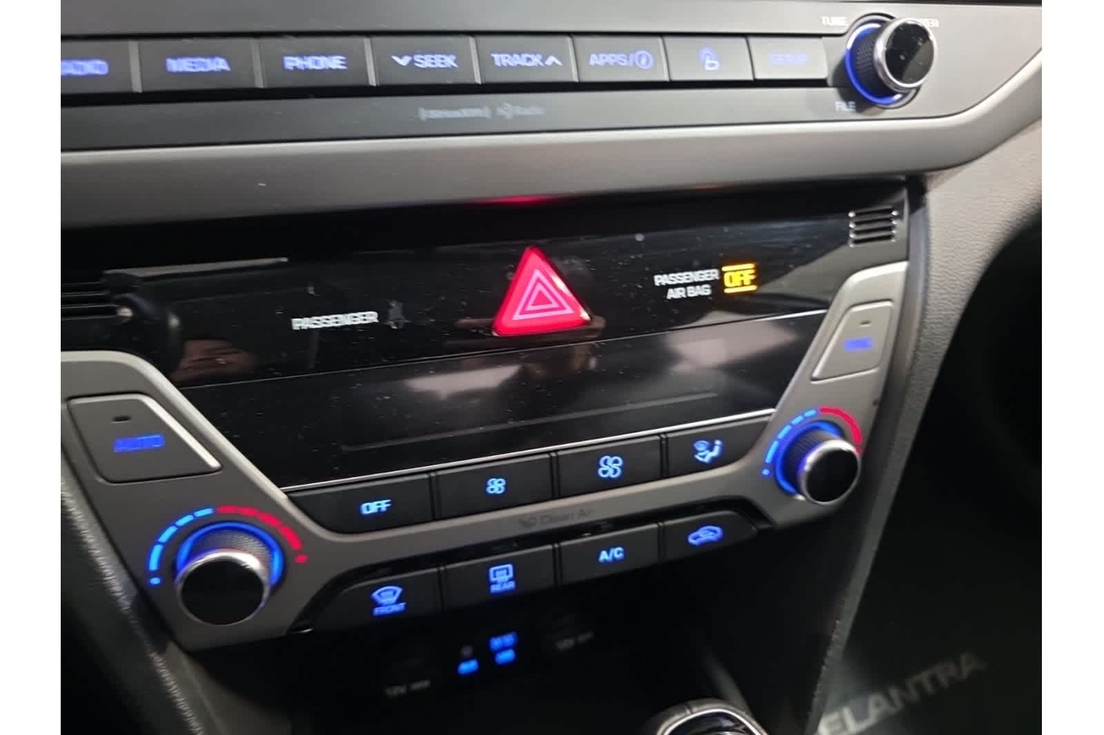 Thumbnail: 2017 Hyundai Elantra - 23