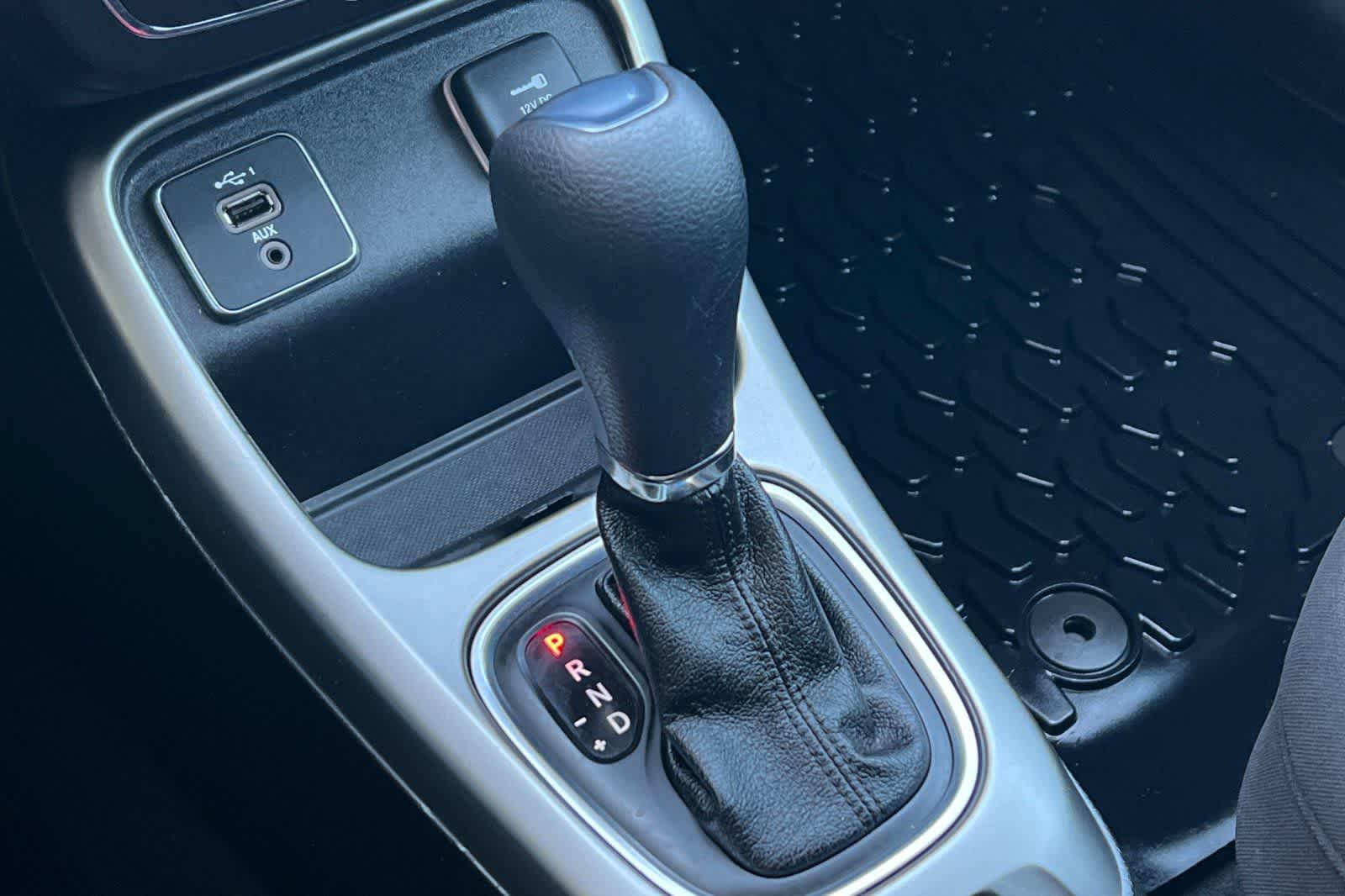 Thumbnail: 2021 Jeep Compass - 26