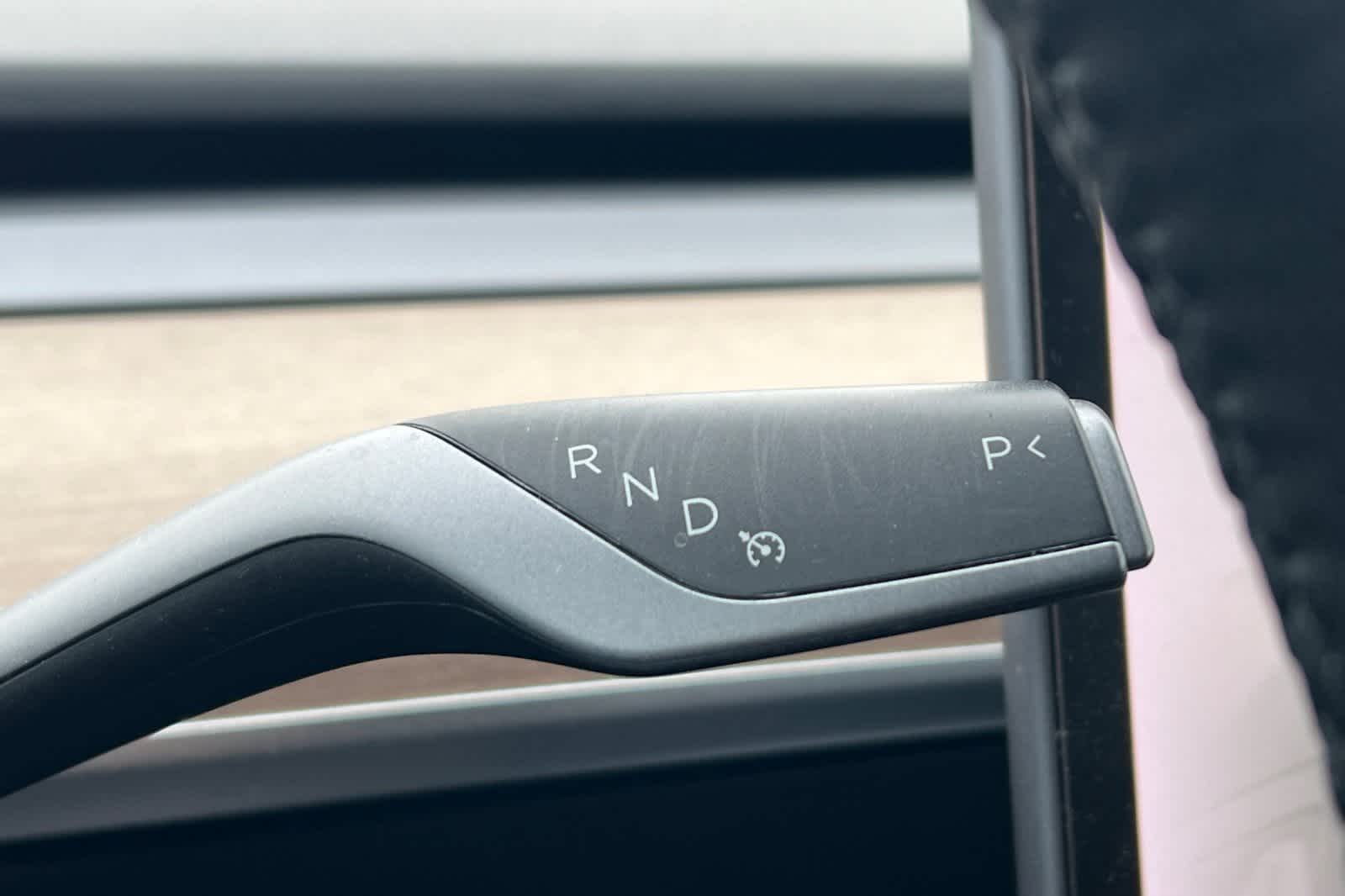 Thumbnail: 2022 Tesla Model Y - 27