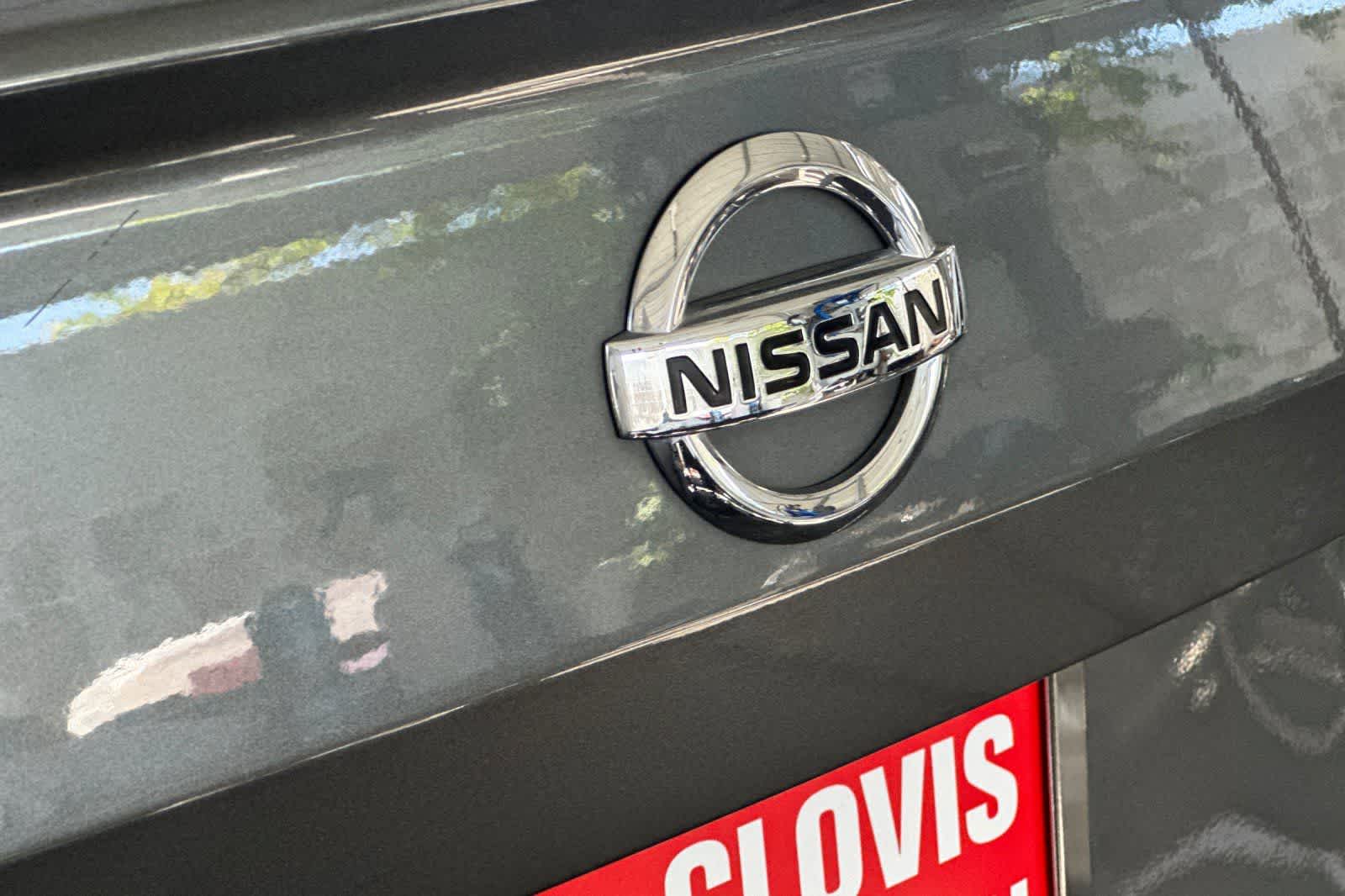 Thumbnail: 2020 Nissan Altima - 15