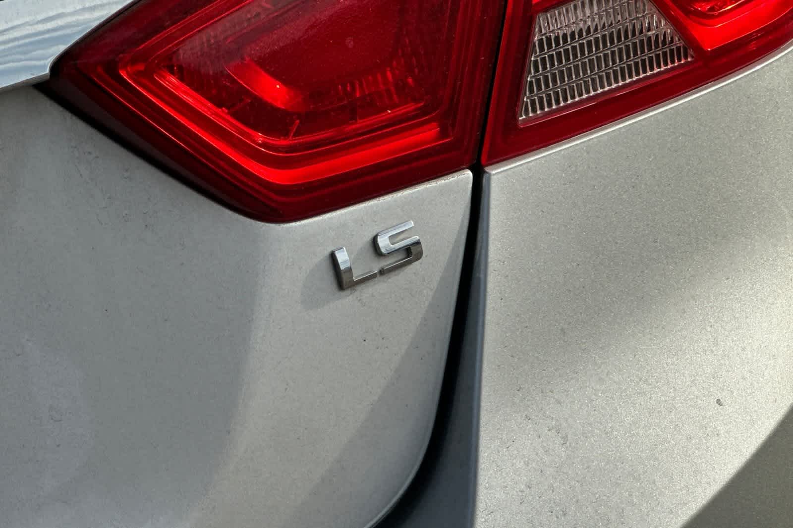 Thumbnail: 2014 Chevrolet Impala - 15