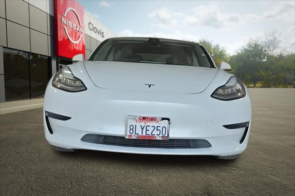 Thumbnail: 2019 Tesla Model 3 - 11