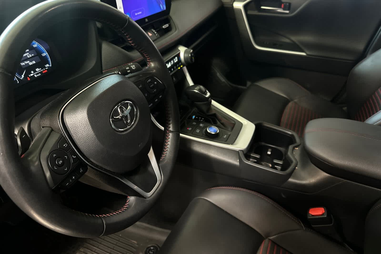 Thumbnail: 2023 Toyota RAV4 - 14