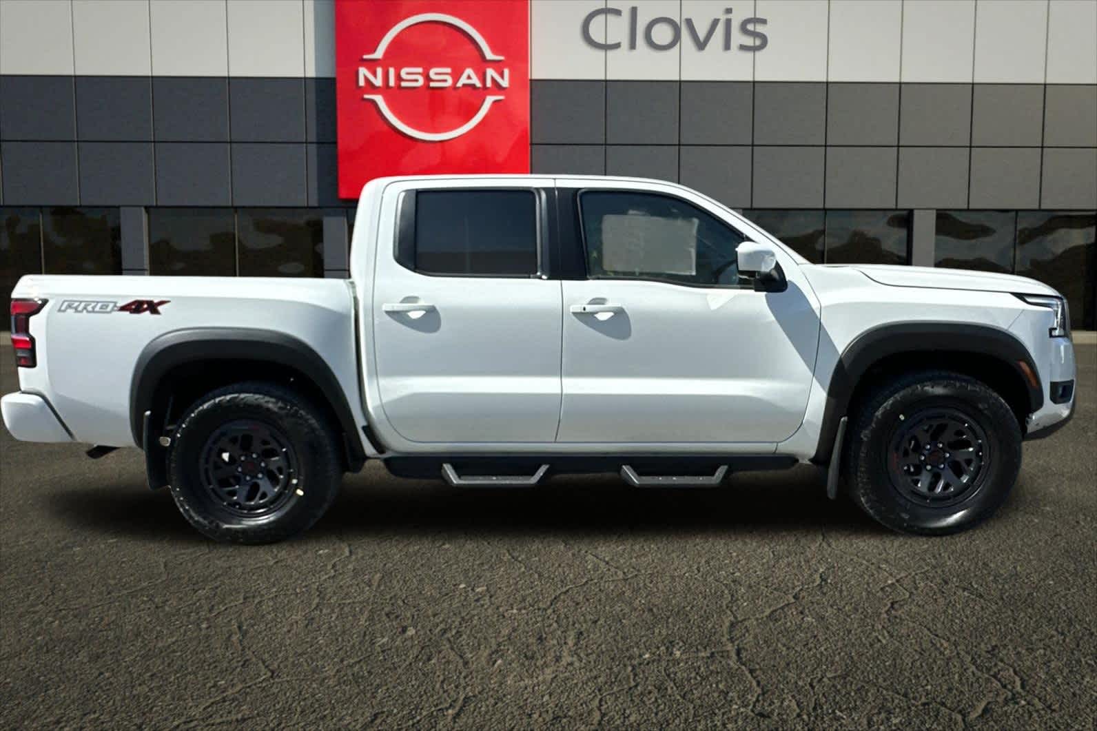 Thumbnail: 2025 Nissan Frontier - 9