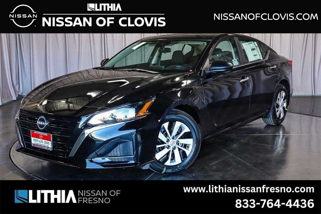 Thumbnail: 2025 Nissan Altima - 1