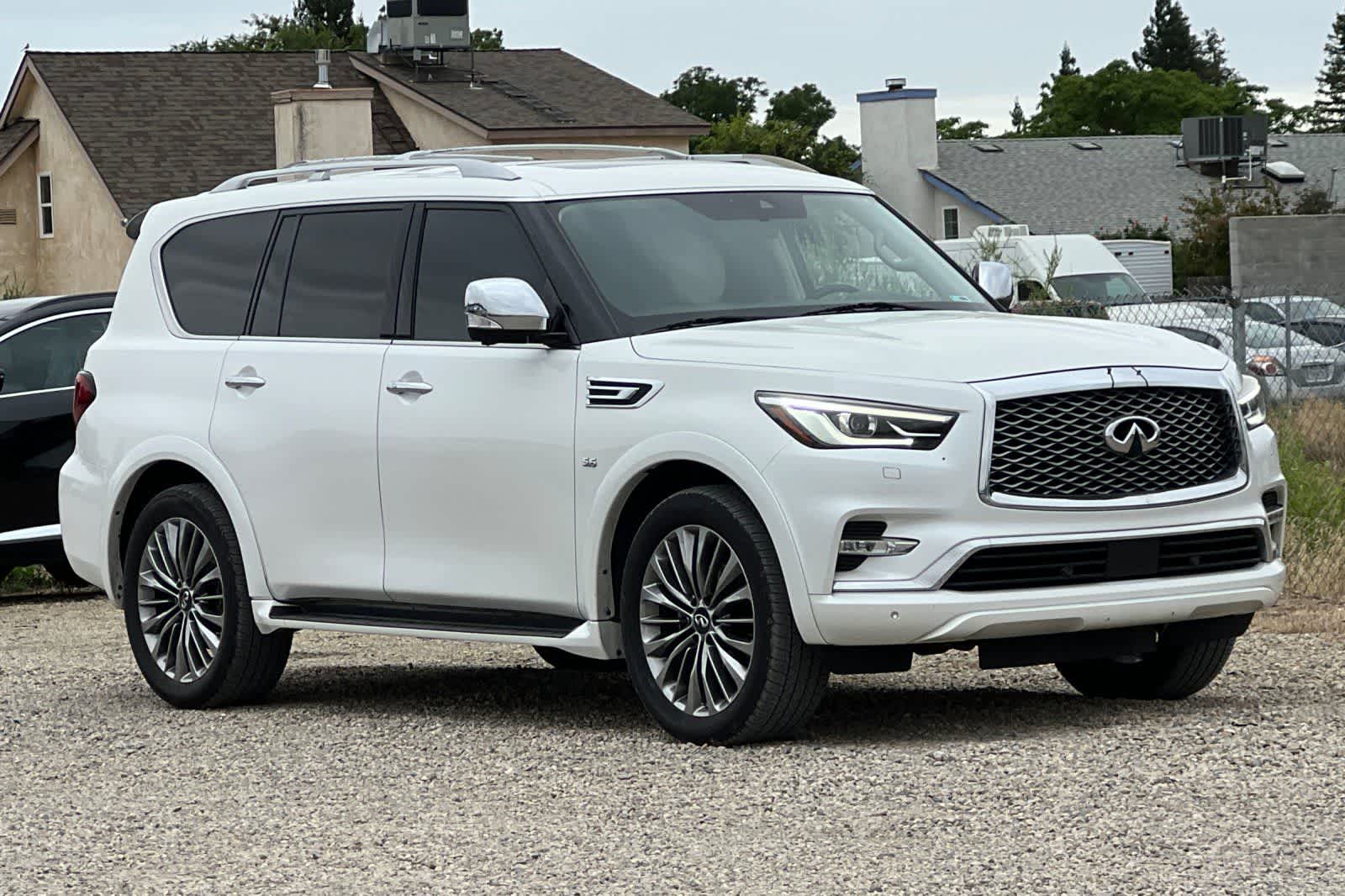 Thumbnail: 2018 INFINITI QX80 - 10