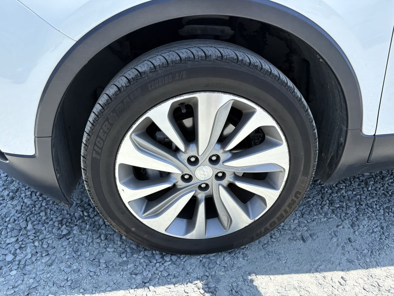 Thumbnail: 2019 Buick Encore - 23