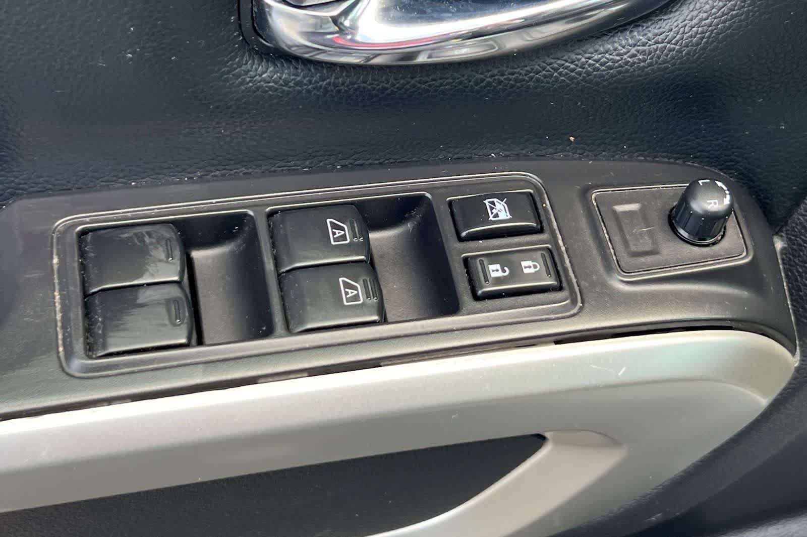 Thumbnail: 2021 Nissan Titan - 14