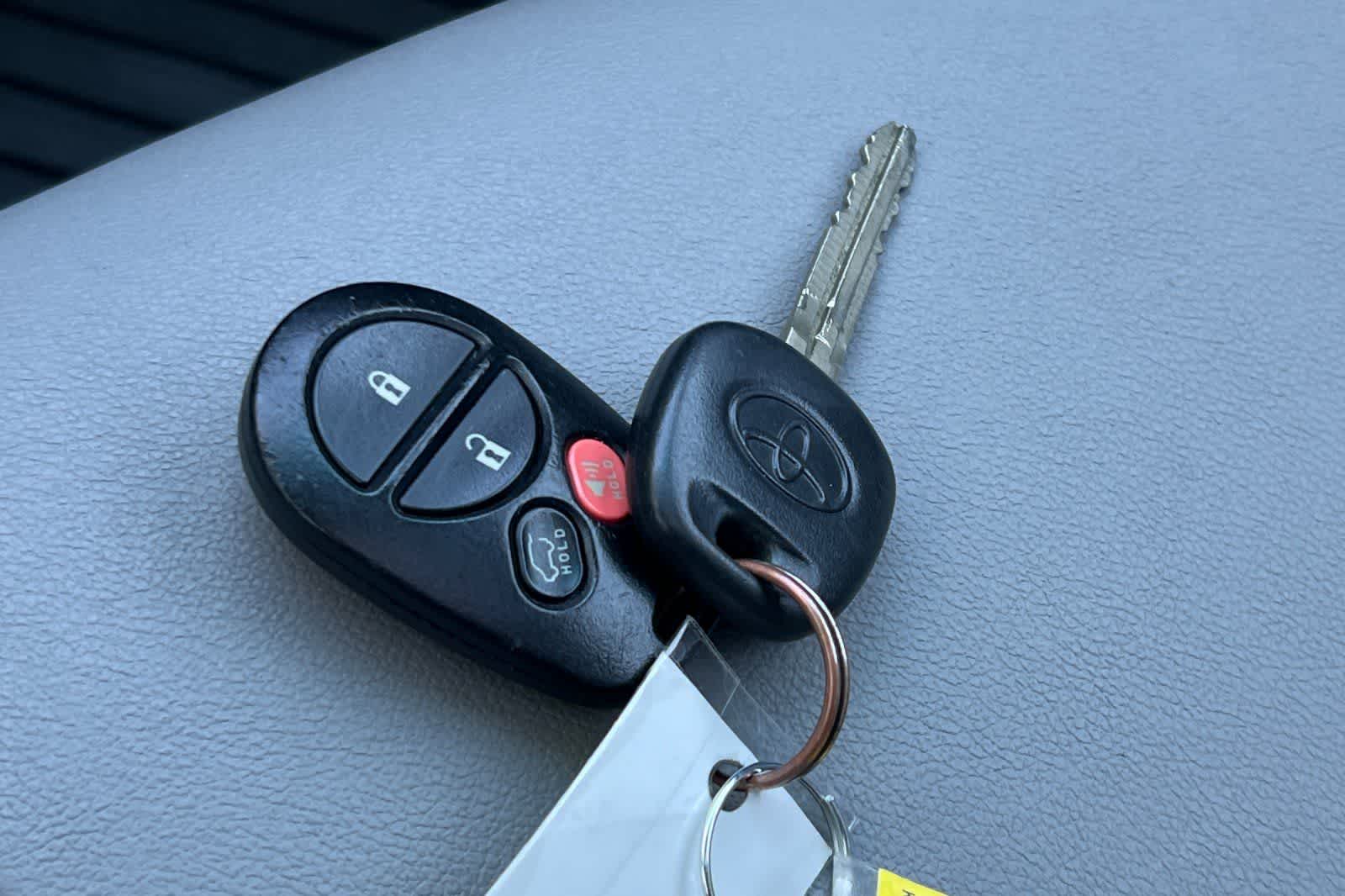 Thumbnail: 2008 Toyota Highlander - 27