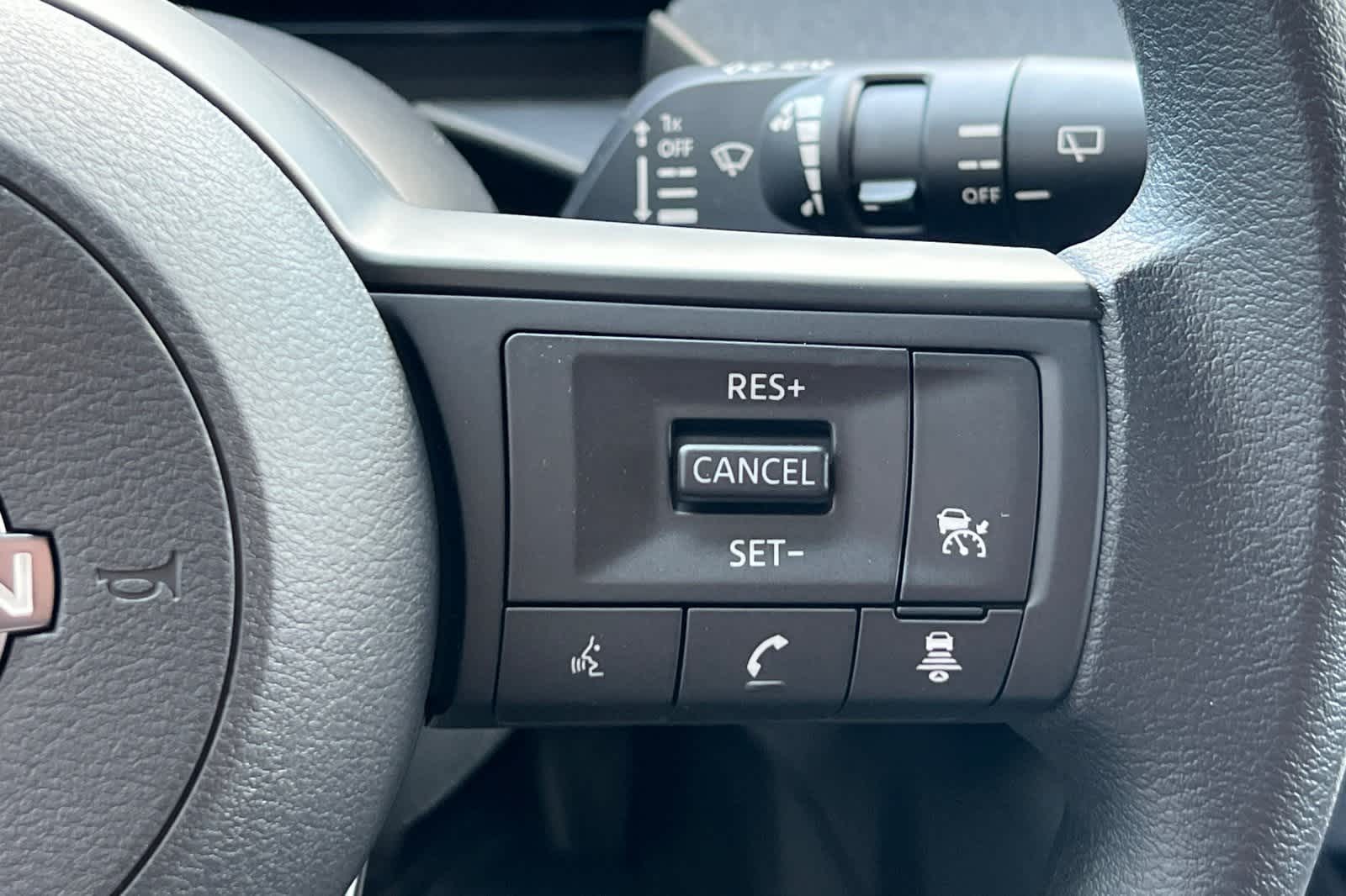 Thumbnail: 2026 Nissan Kicks - 28