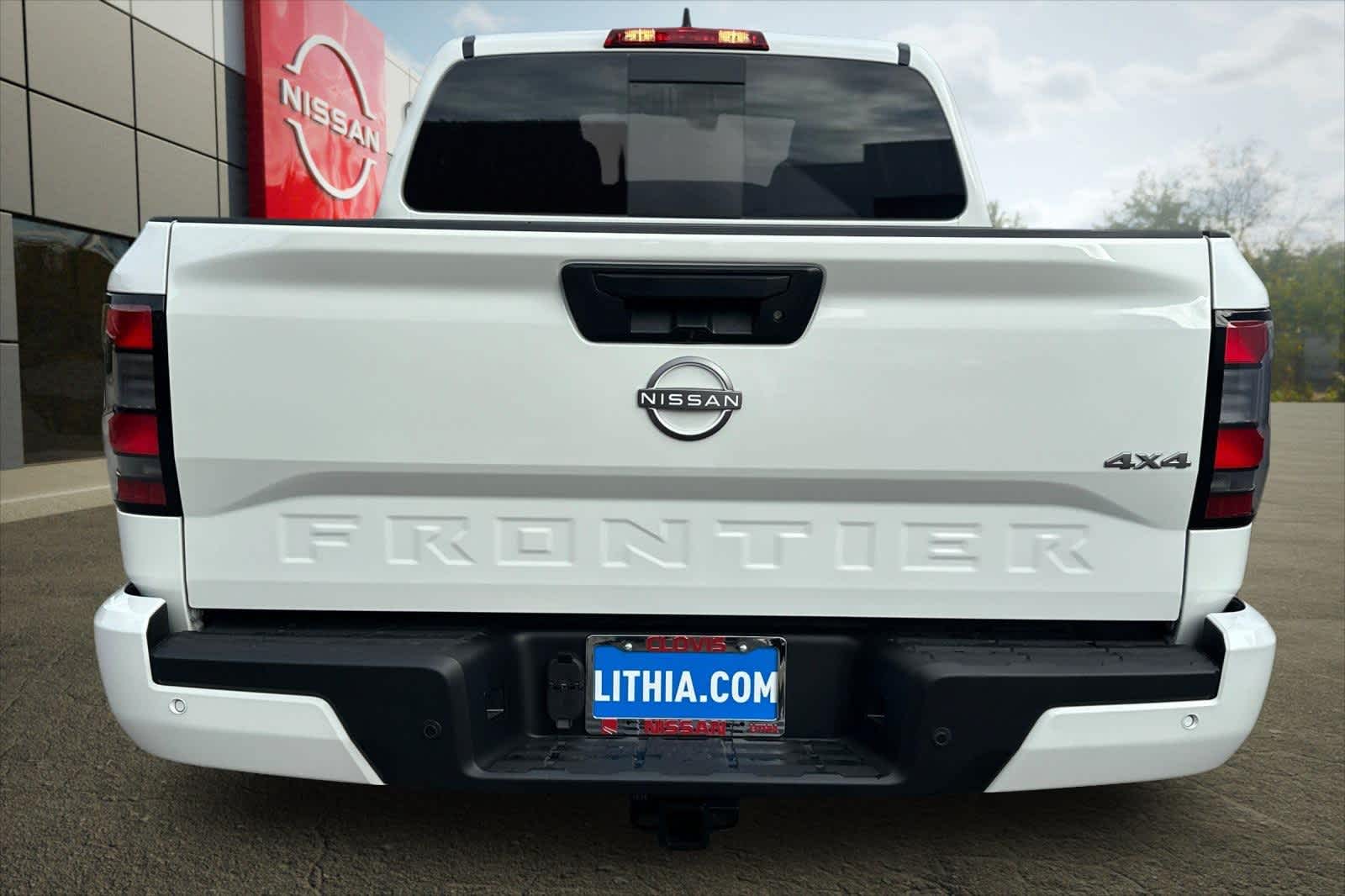 Thumbnail: 2025 Nissan Frontier - 8