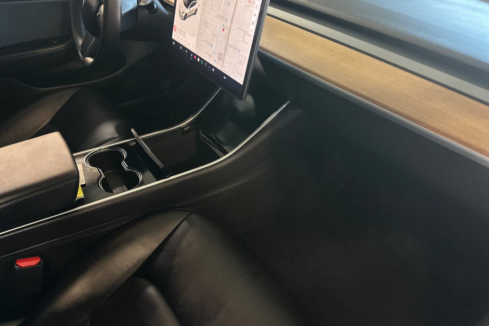 Thumbnail: 2020 Tesla Model 3 - 18