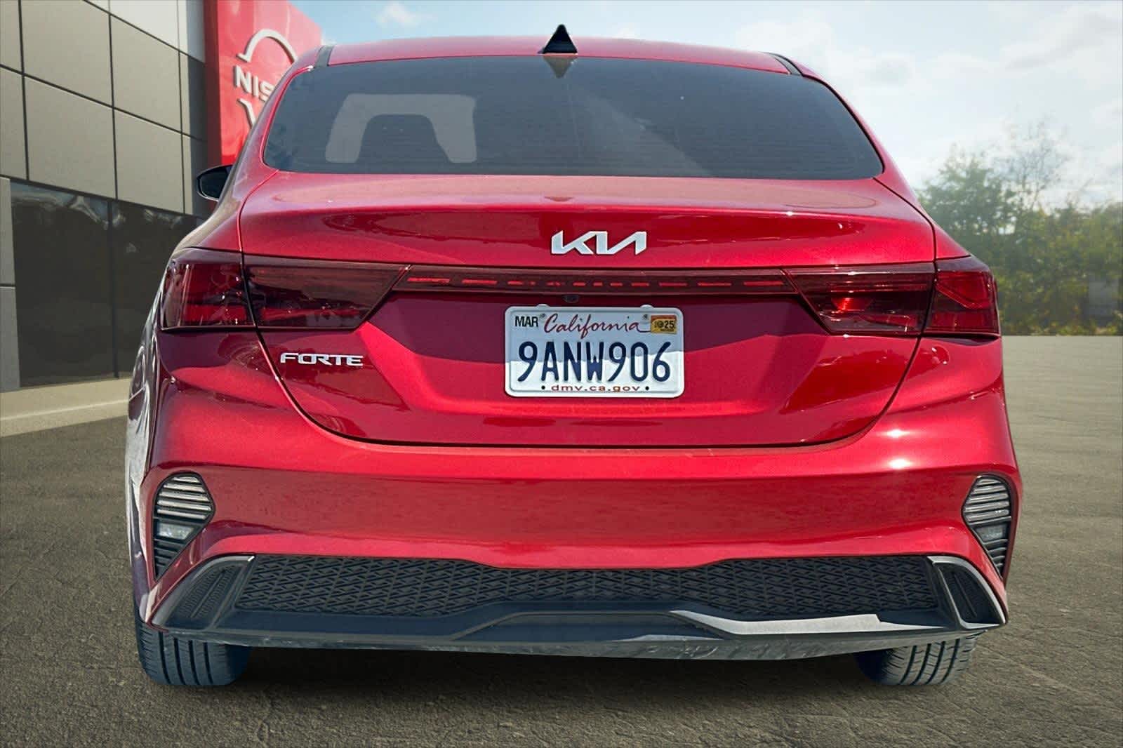 Thumbnail: 2022 Kia Forte - 8