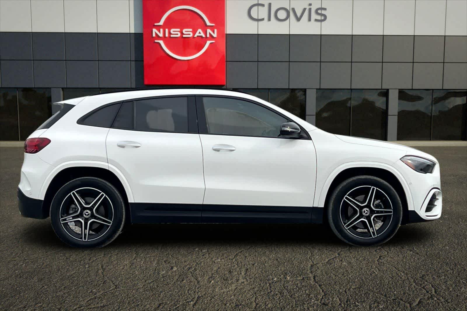 Thumbnail: 2025 Mercedes-Benz GLA - 9