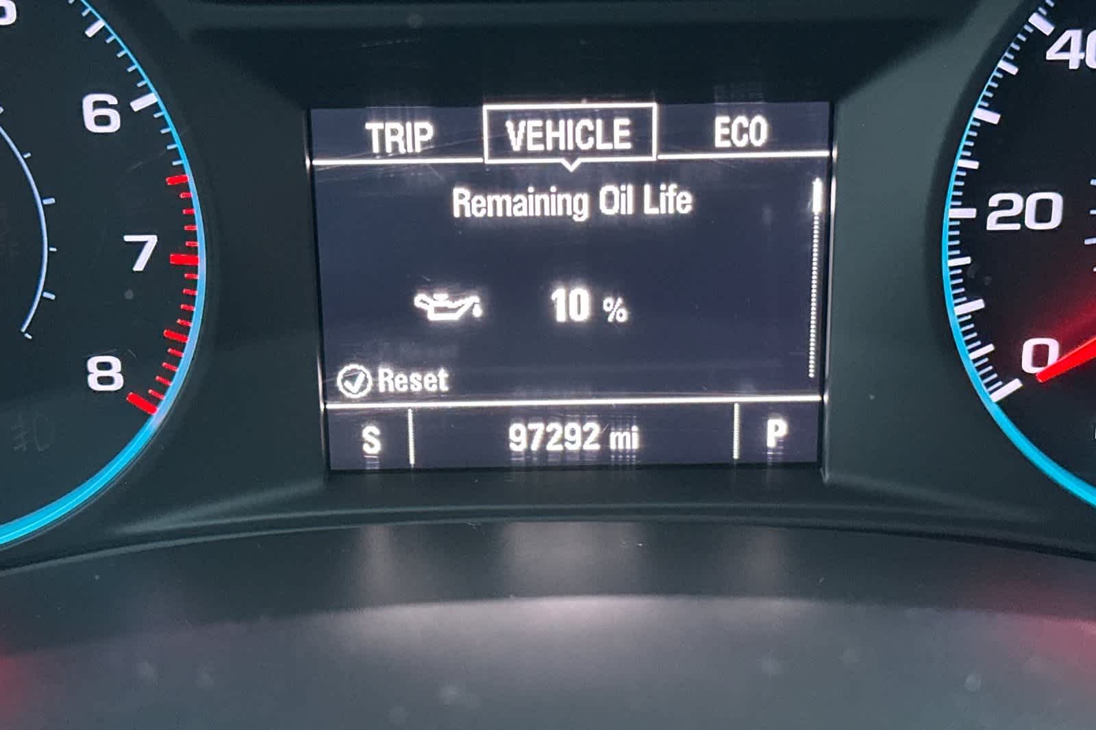 Thumbnail: 2017 Chevrolet Malibu - 23