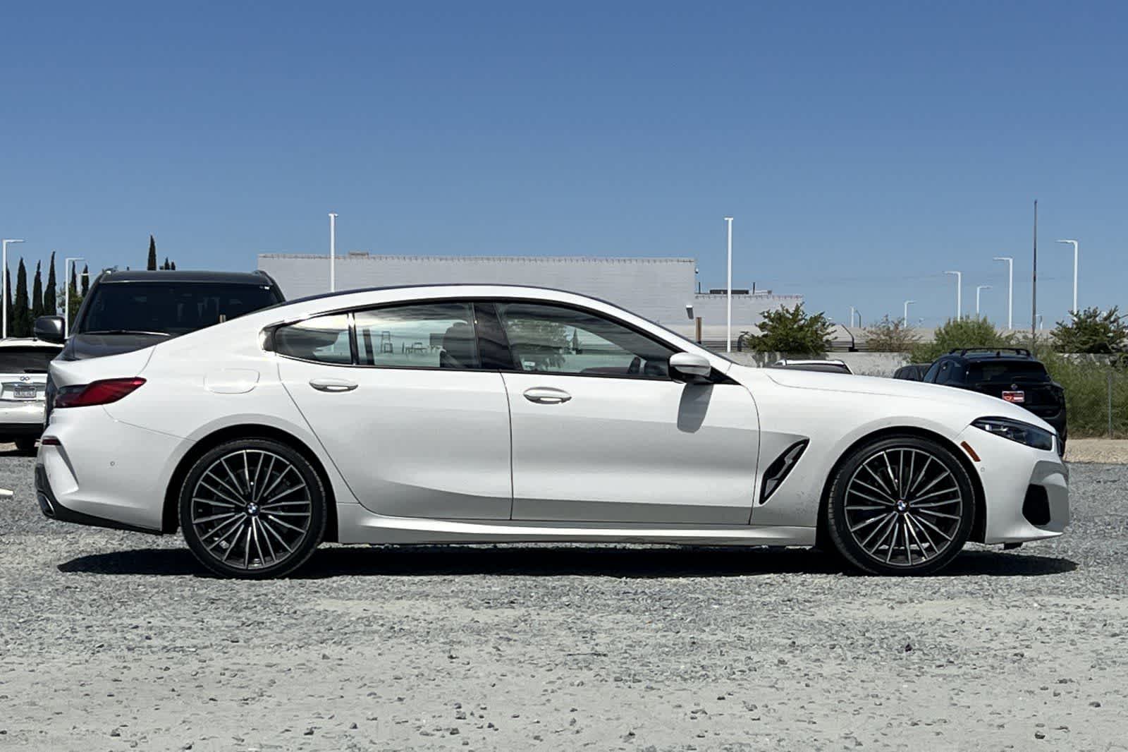 Thumbnail: 2020 BMW 8 Series - 8