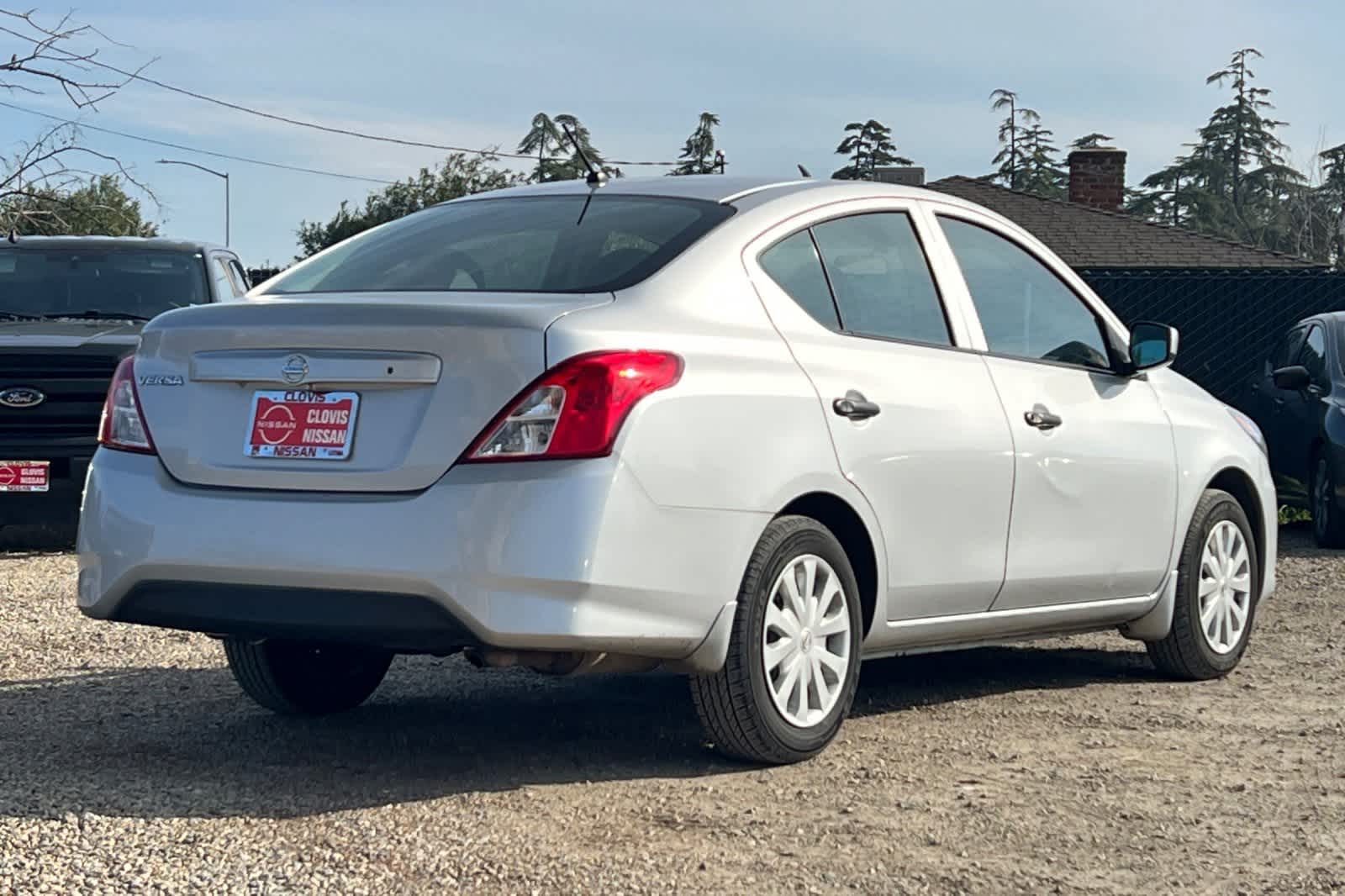 Thumbnail: 2017 Nissan Versa - 3