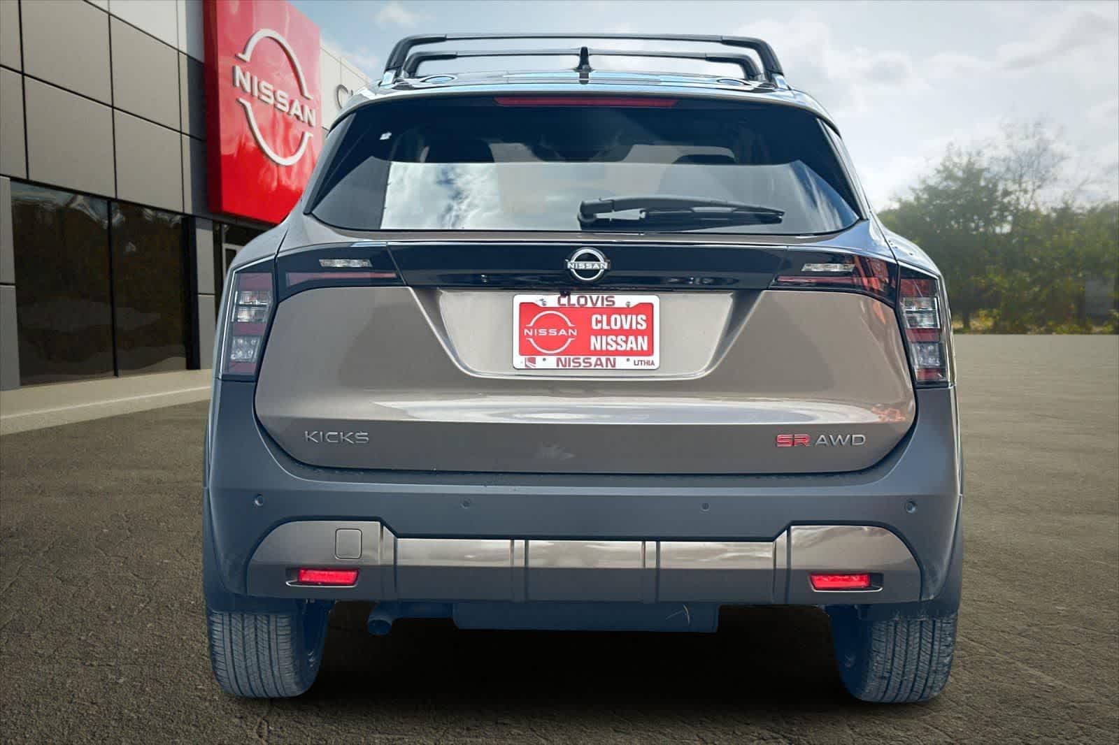 Thumbnail: 2026 Nissan Kicks - 8