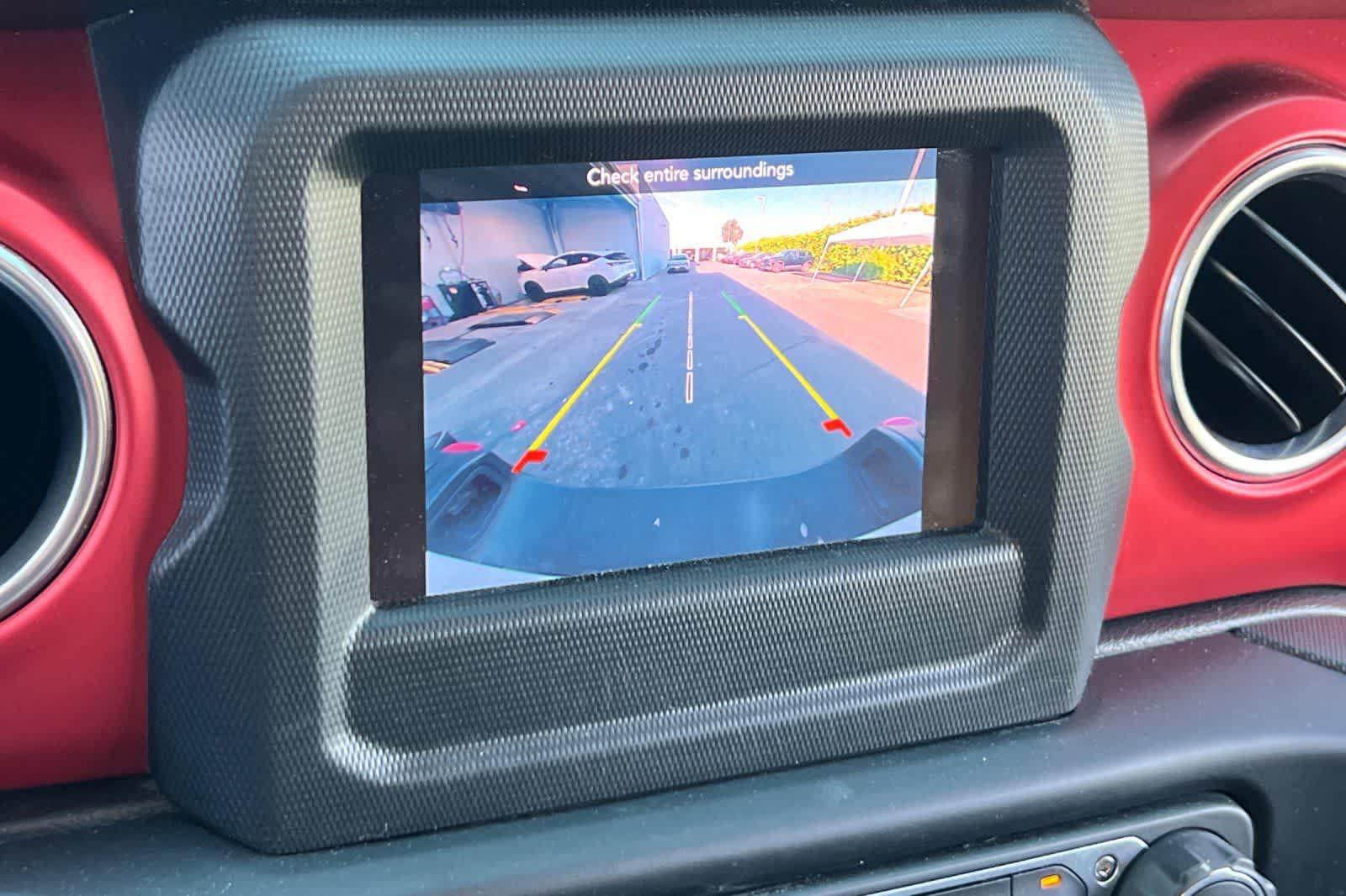 Thumbnail: 2020 Jeep Gladiator - 20