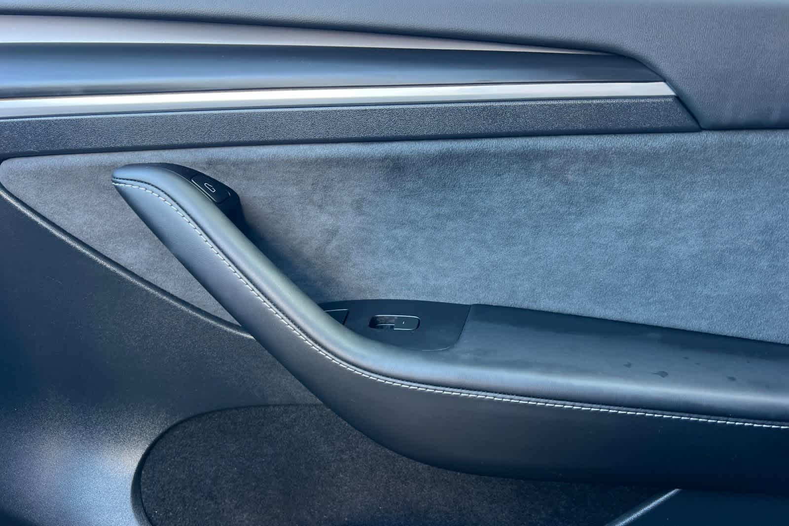 Thumbnail: 2024 Tesla Model Y - 21