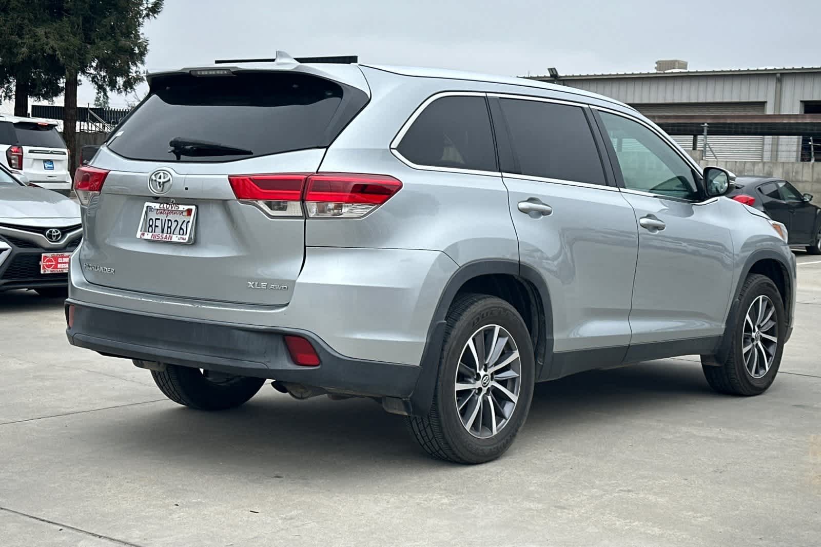 Thumbnail: 2019 Toyota Highlander - 3