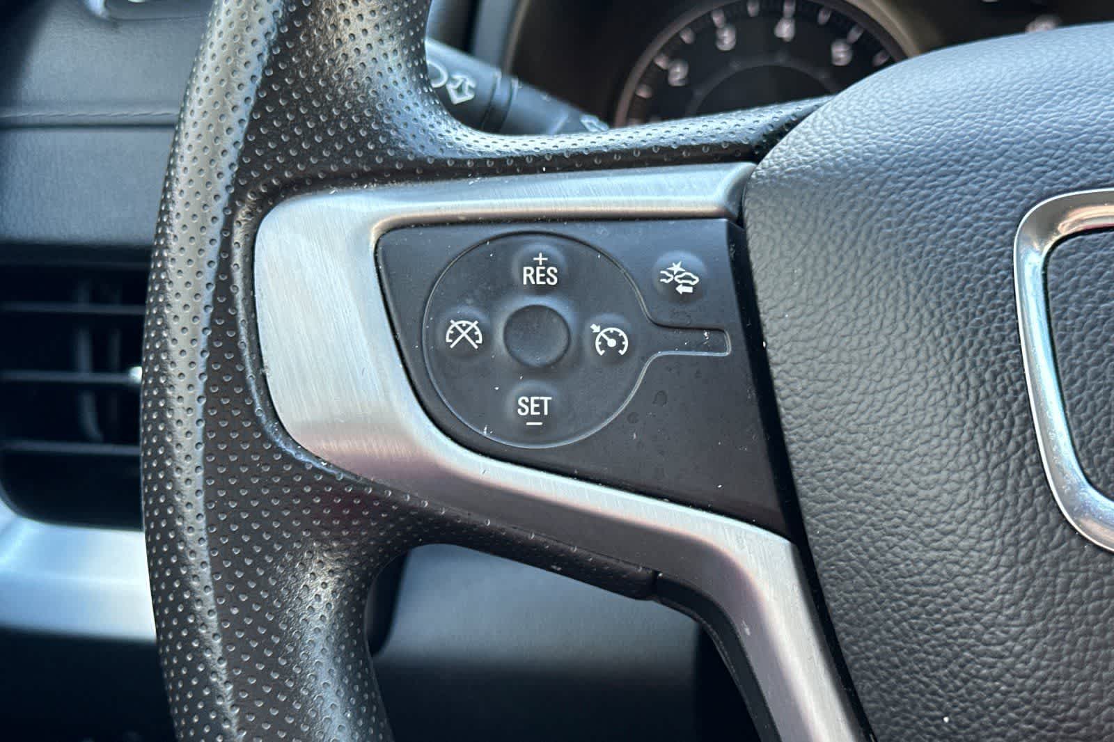 Thumbnail: 2024 GMC Terrain - 31