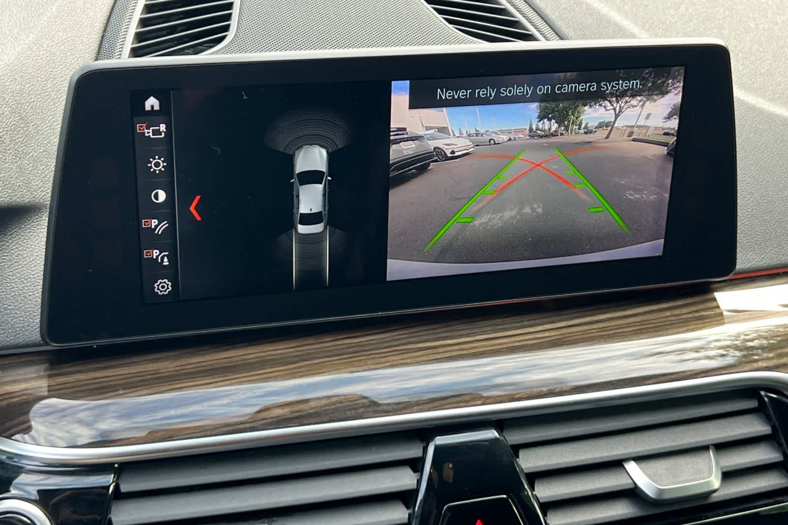 Thumbnail: 2018 BMW 5 Series - 23