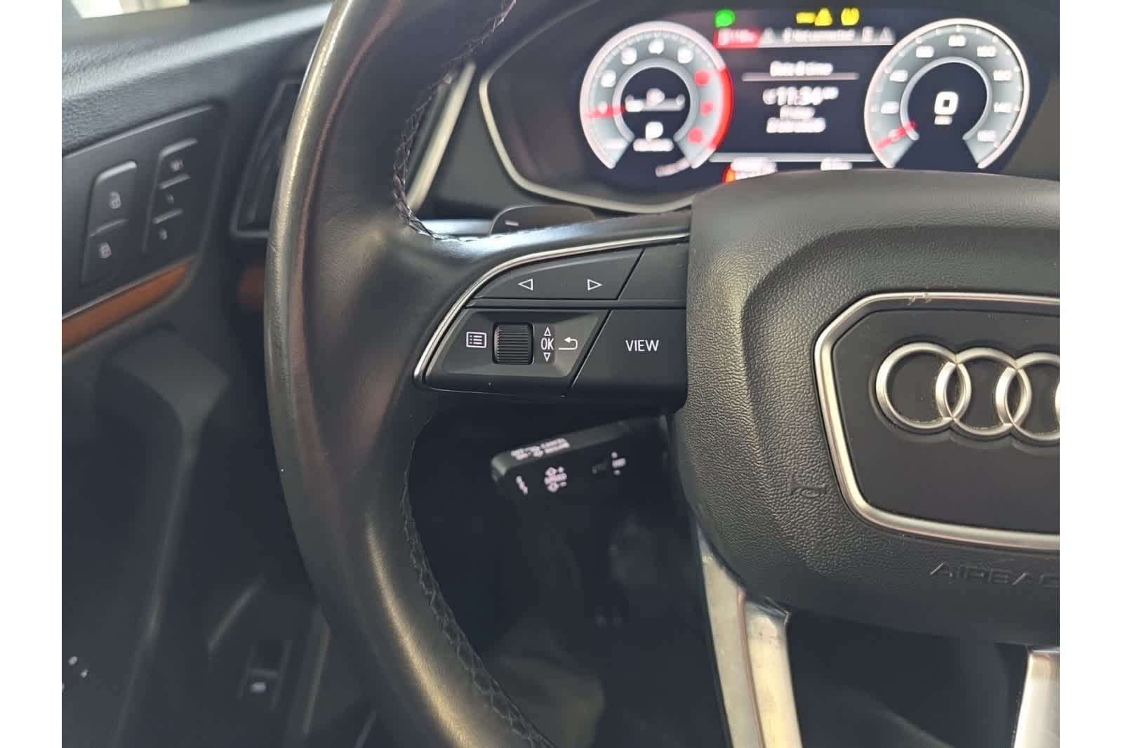 Thumbnail: 2023 Audi Q5 - 25