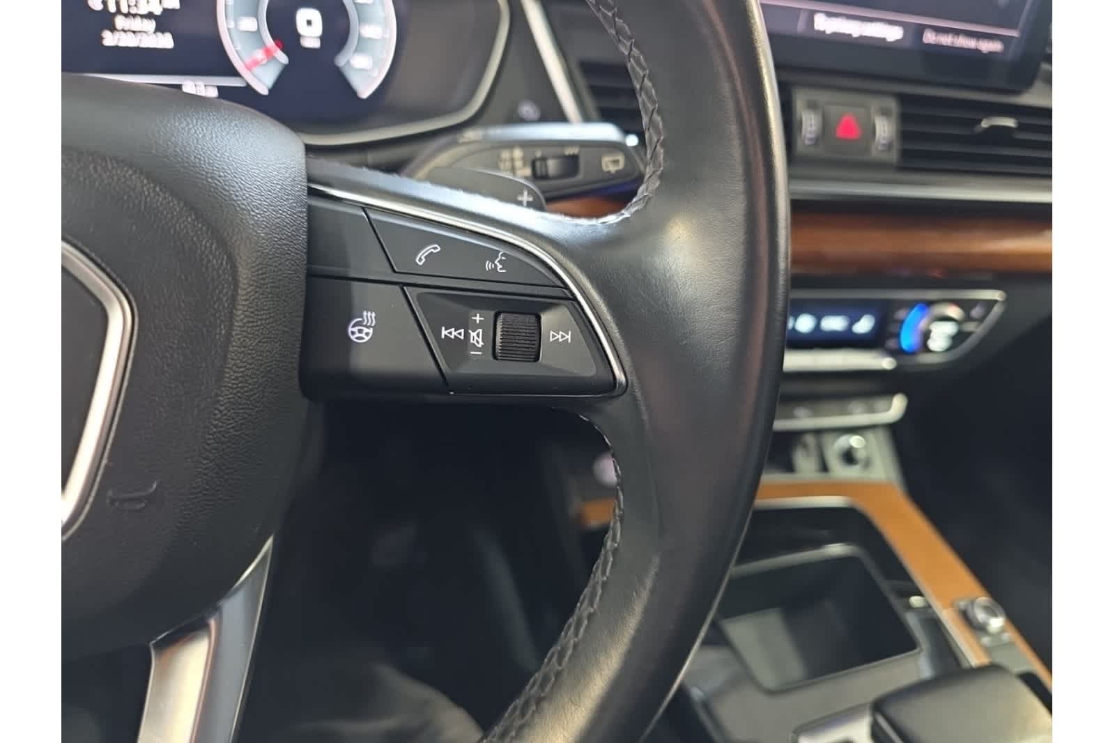 Thumbnail: 2023 Audi Q5 - 26