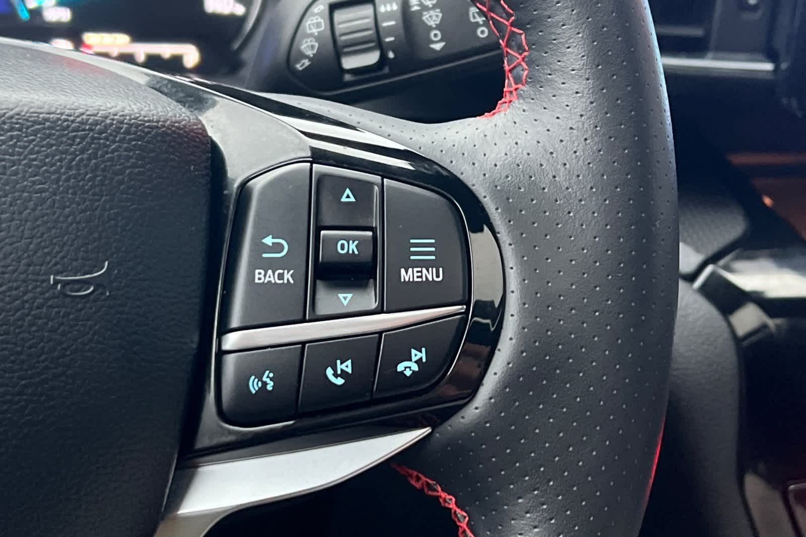 Thumbnail: 2024 Ford Explorer - 32