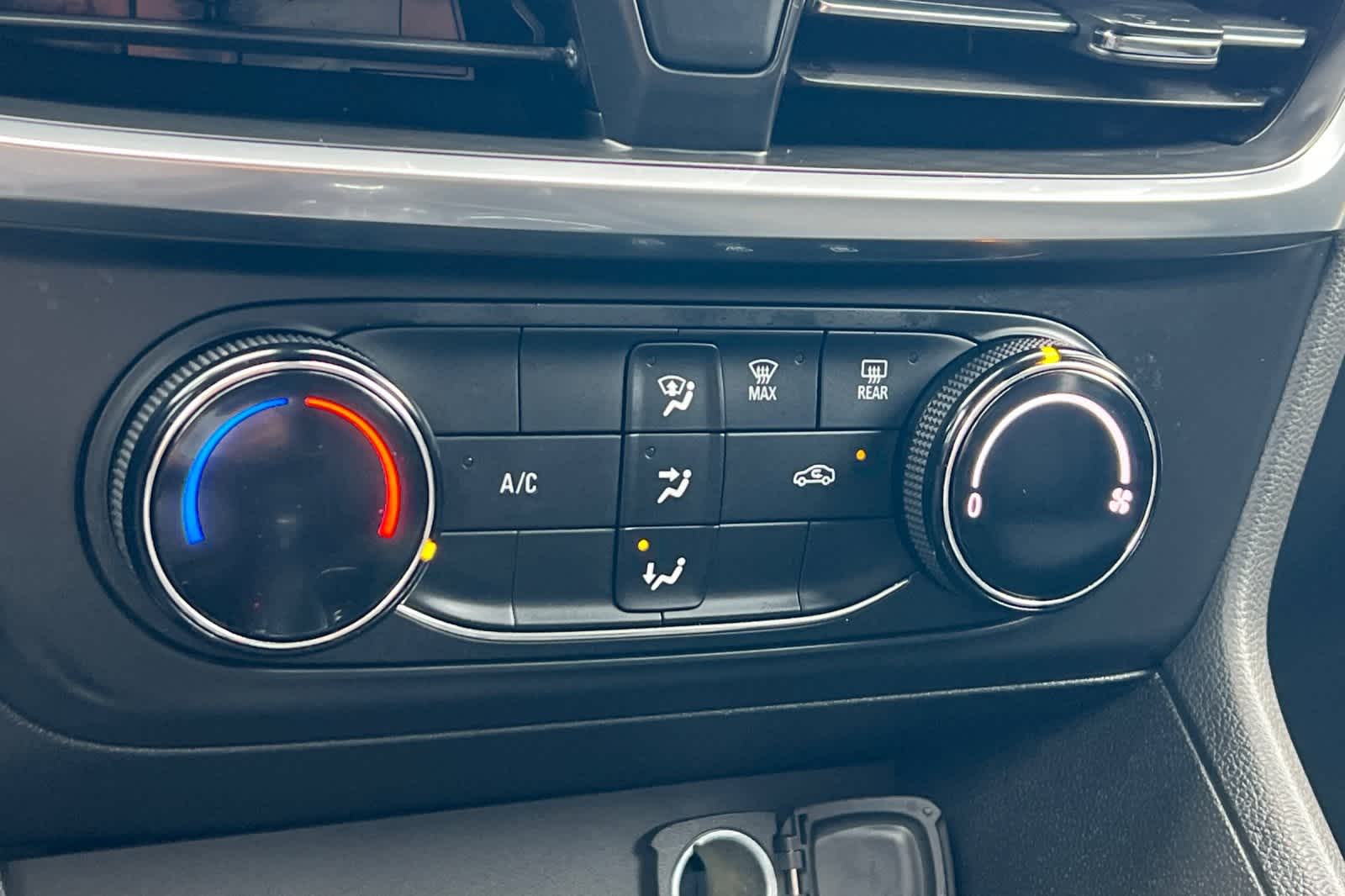 Thumbnail: 2024 Buick Encore GX - 24