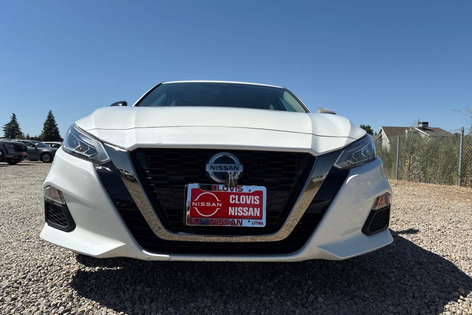 Thumbnail: 2020 Nissan Altima - 11