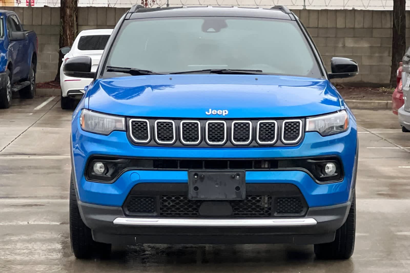 Thumbnail: 2023 Jeep Compass - 11