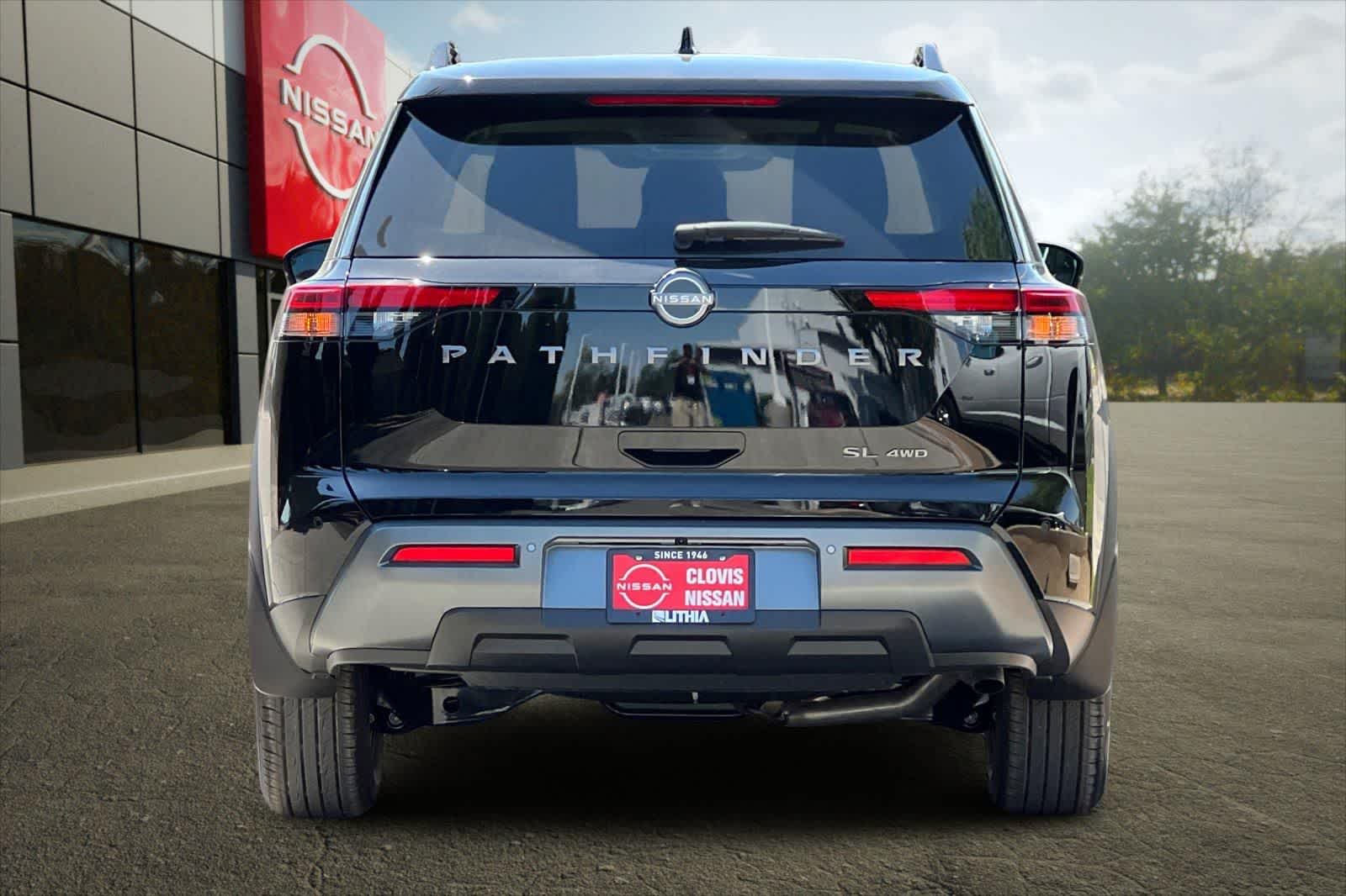 Thumbnail: 2026 Nissan Pathfinder - 8