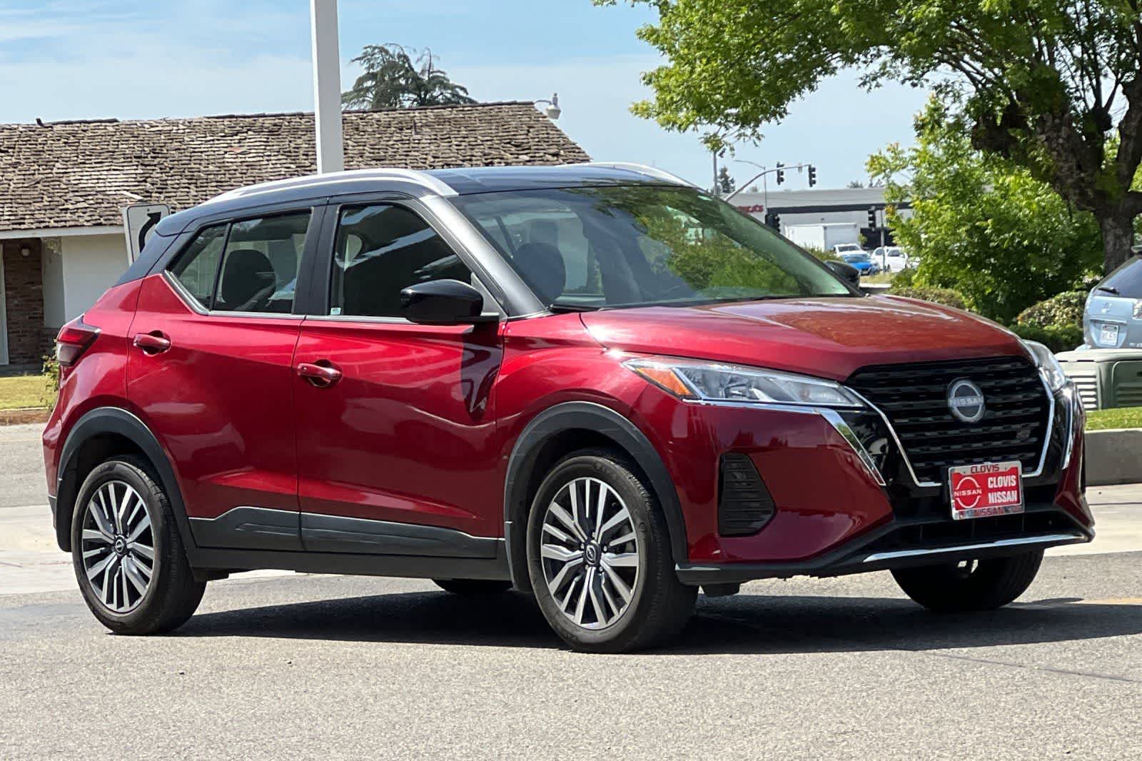 Thumbnail: 2023 Nissan Kicks - 10