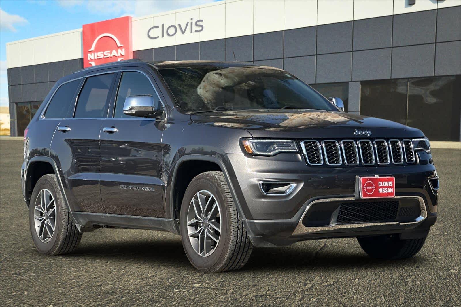 Thumbnail: 2019 Jeep Grand Cherokee - 10