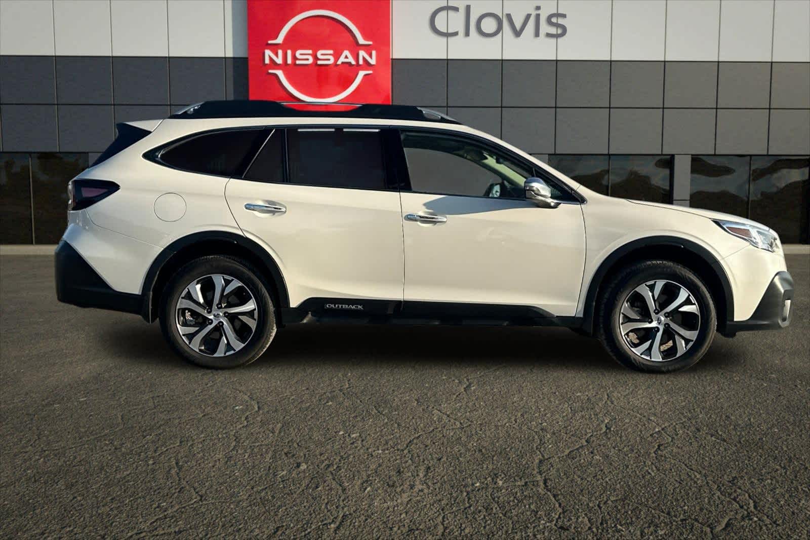 Thumbnail: 2022 Subaru Outback - 9