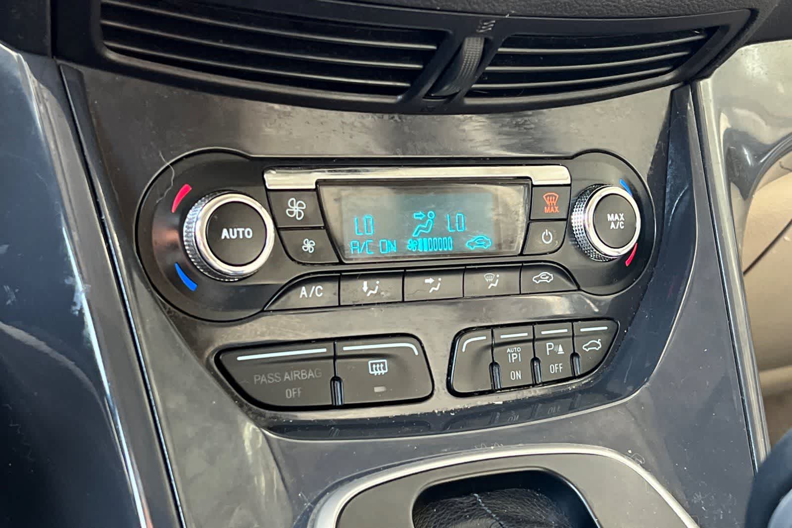 Thumbnail: 2014 Ford Escape - 23