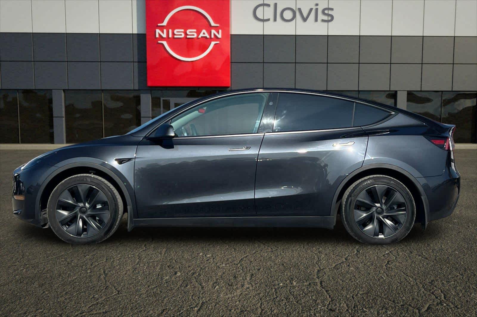 Thumbnail: 2024 Tesla Model Y - 6